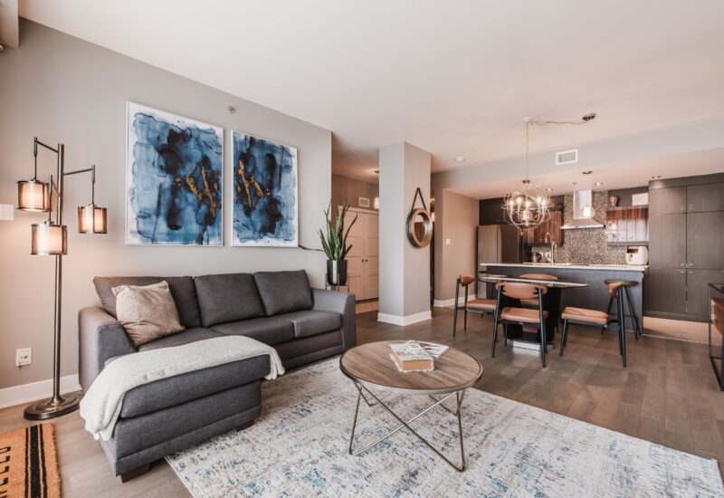 3449 Av. Jacques-Bureau #607  Laval (Chomedey) (Laval)