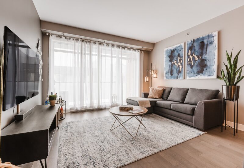 3449 Av. Jacques-Bureau #607  Laval (Chomedey) (Laval)