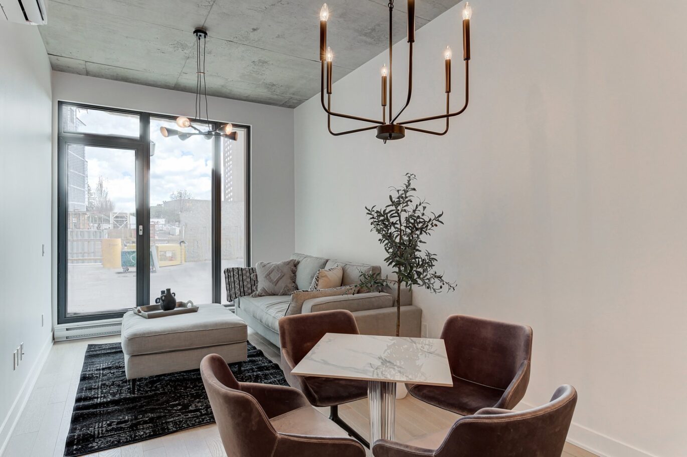 1150 Boul. René-Lévesque E. #104  Montréal (Ville-Marie) (Montréal)