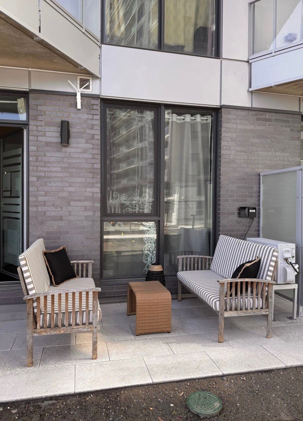 1150 Boul. René-Lévesque E. #104  Montréal (Ville-Marie) (Montréal)