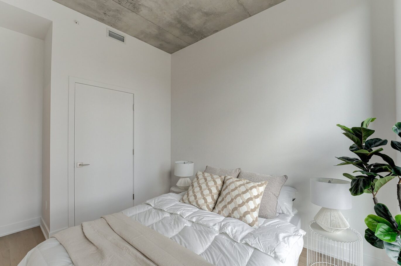 1150 Boul. René-Lévesque E. #104  Montréal (Ville-Marie) (Montréal)