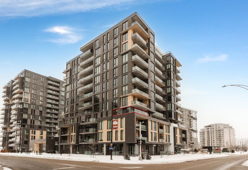 3500 Boul. St-Elzear O. #404  Laval (Chomedey) (Laval)