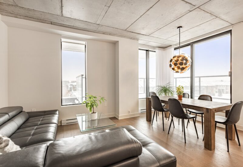 3500 Boul. St-Elzear O. #404  Laval (Chomedey) (Laval)