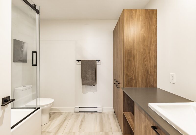 3500 Boul. St-Elzear O. #404  Laval (Chomedey) (Laval)