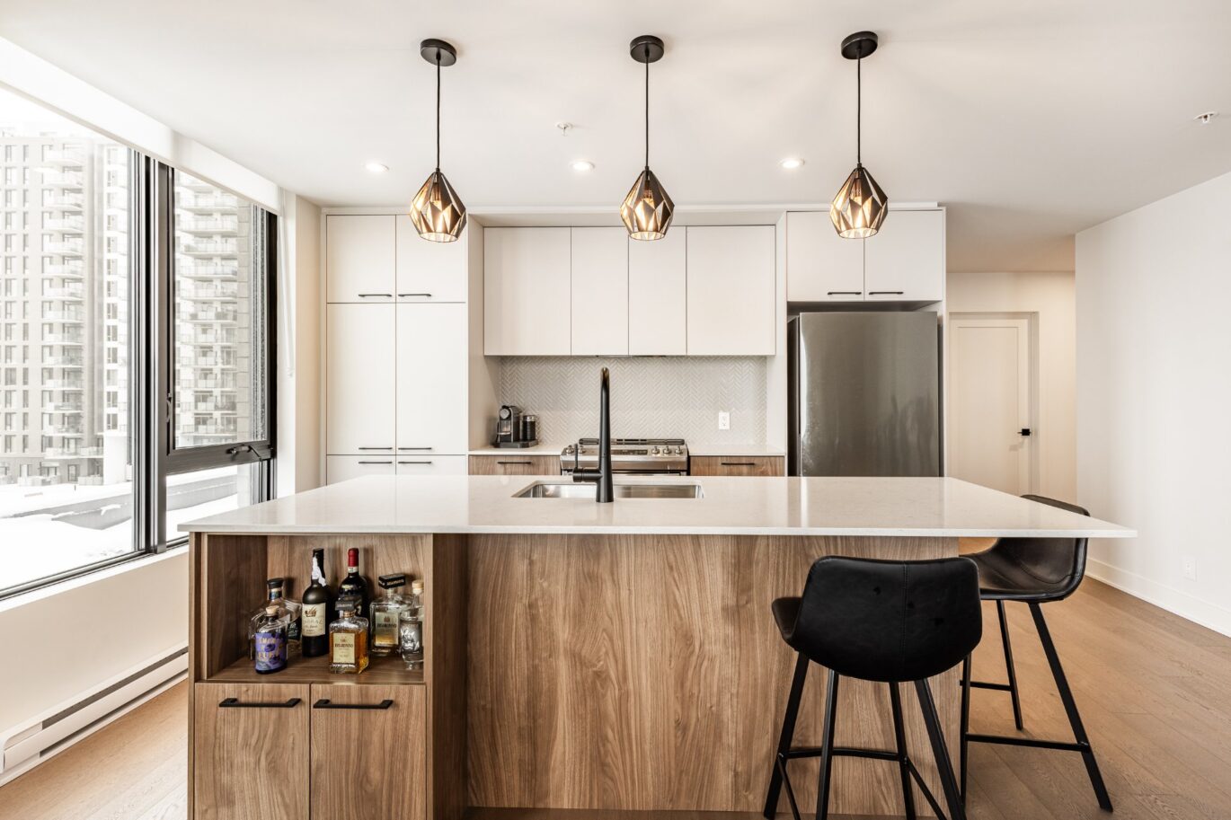 3500 Boul. St-Elzear O. #404  Laval (Chomedey) (Laval)