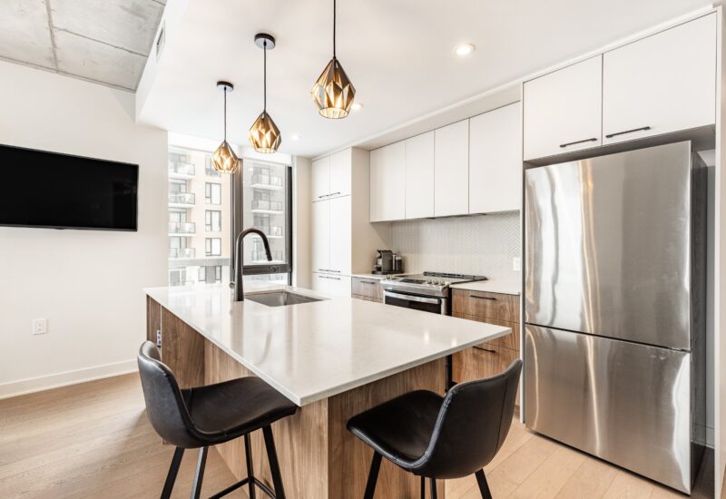 3500 Boul. St-Elzear O. #404  Laval (Chomedey) (Laval)