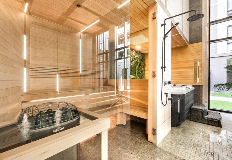 3500 Boul. St-Elzear O. #404  Laval (Chomedey) (Laval)