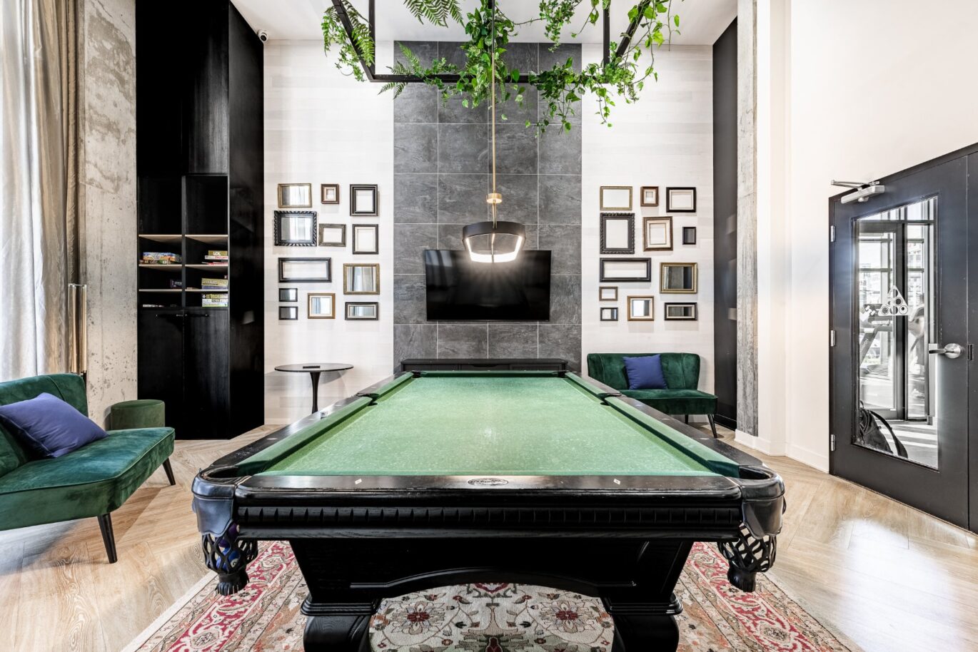 3500 Boul. St-Elzear O. #404  Laval (Chomedey) (Laval)