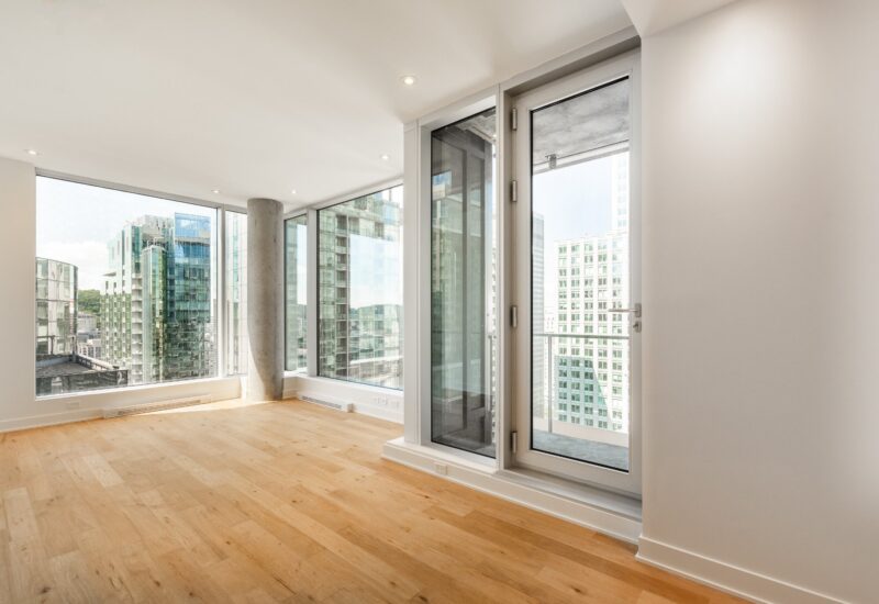 1020 Rue de la Montagne #PH-3701  Montréal (Ville-Marie) (Montréal)