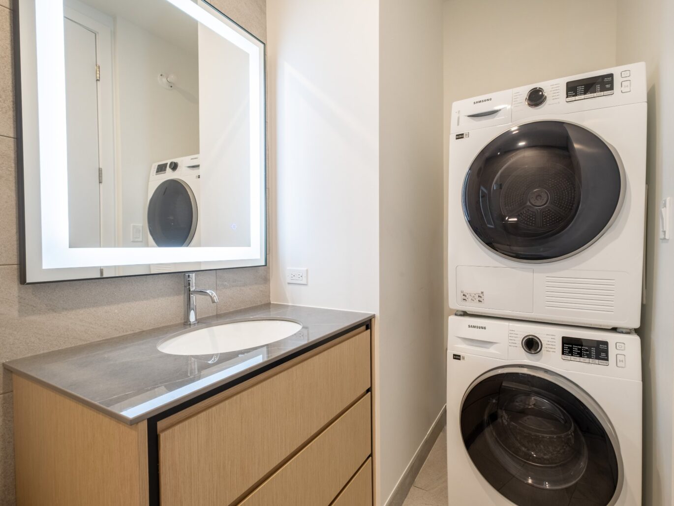 1020 Rue de la Montagne #3605  Montréal (Ville-Marie) (Montréal)