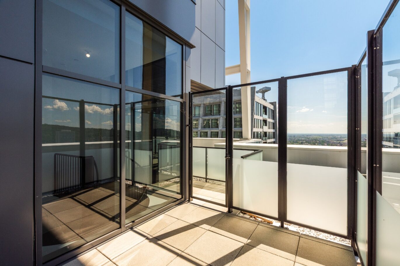 1020 Rue de la Montagne #PH-4103  Montréal (Ville-Marie) (Montréal)