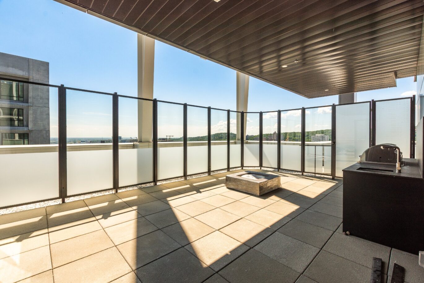 1020 Rue de la Montagne #PH-4103  Montréal (Ville-Marie) (Montréal)