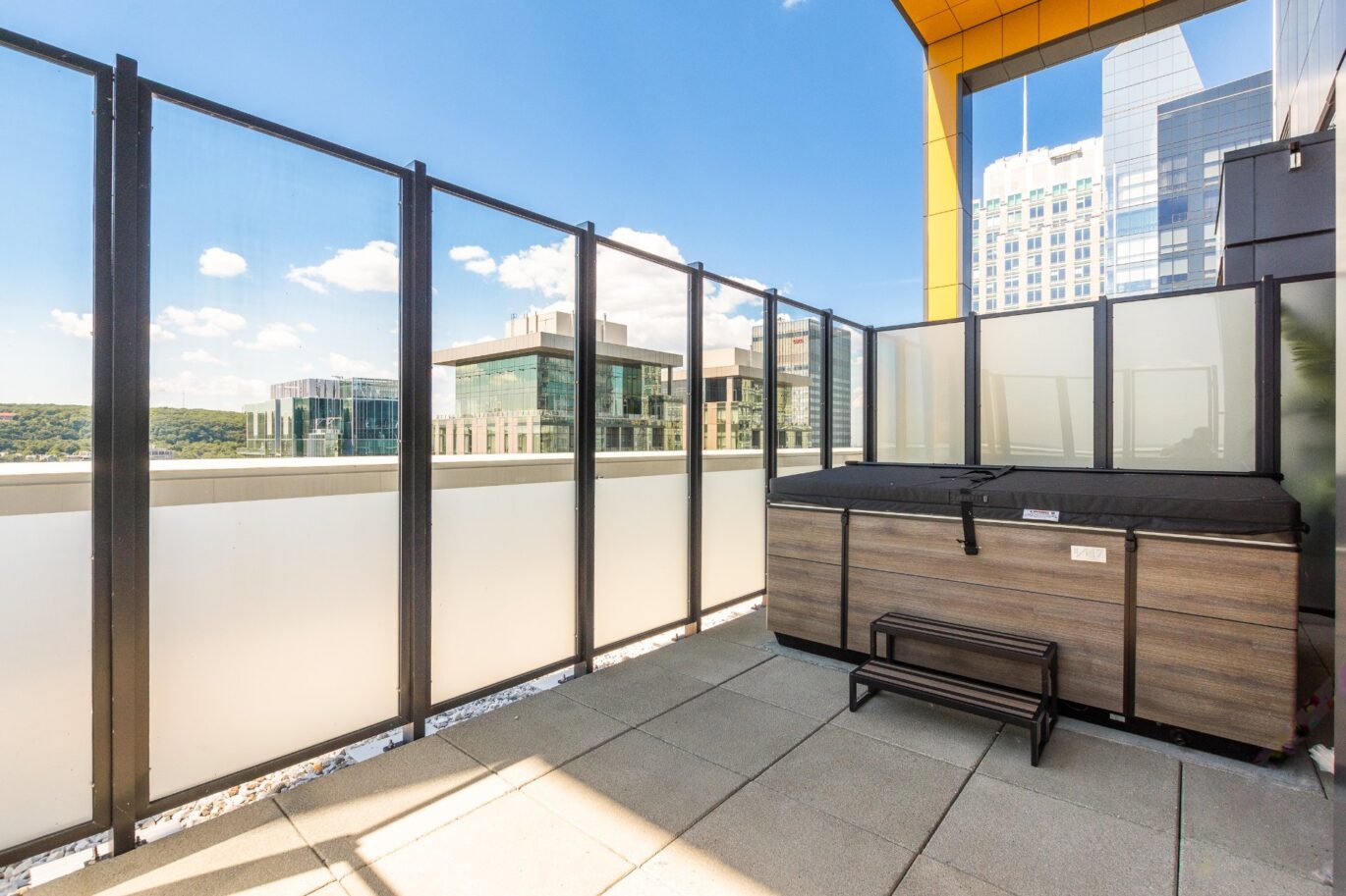 1020 Rue de la Montagne #PH-4103  Montréal (Ville-Marie) (Montréal)