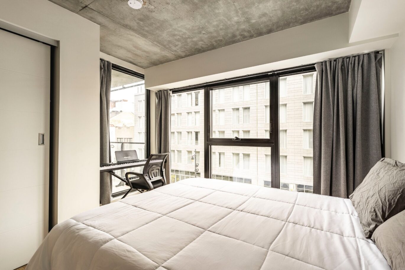 1 Av. Viger O. #412  Montréal (Ville-Marie) (Montréal)