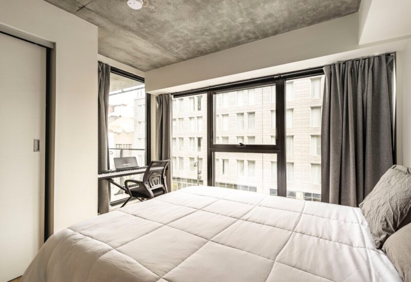 1 Av. Viger O. #412  Montréal (Ville-Marie) (Montréal)