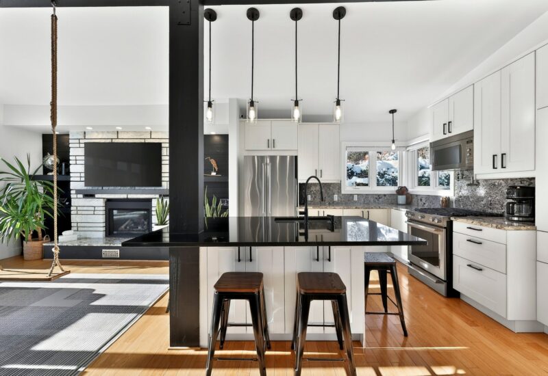 711 Rue Principale  Saint-Sauveur (Laurentides)