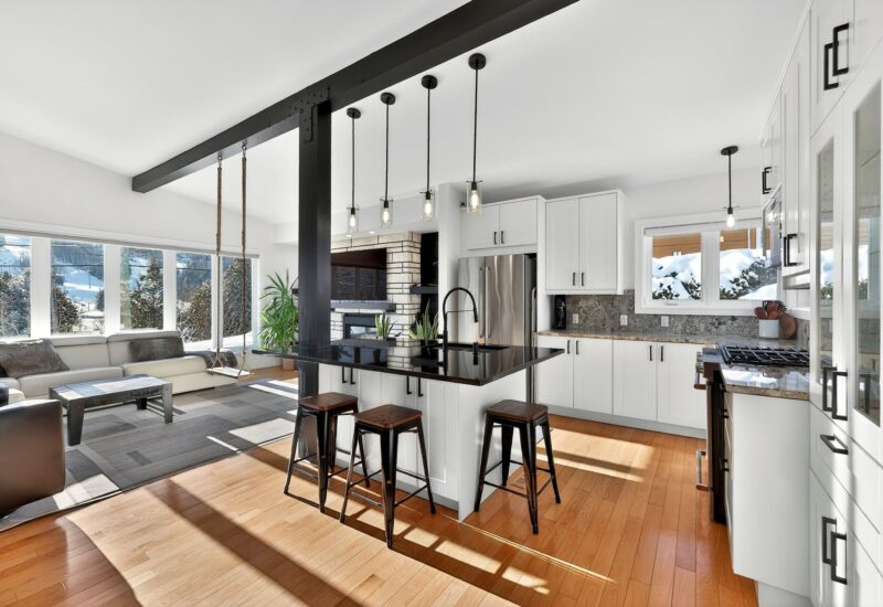 711 Rue Principale  Saint-Sauveur (Laurentides)