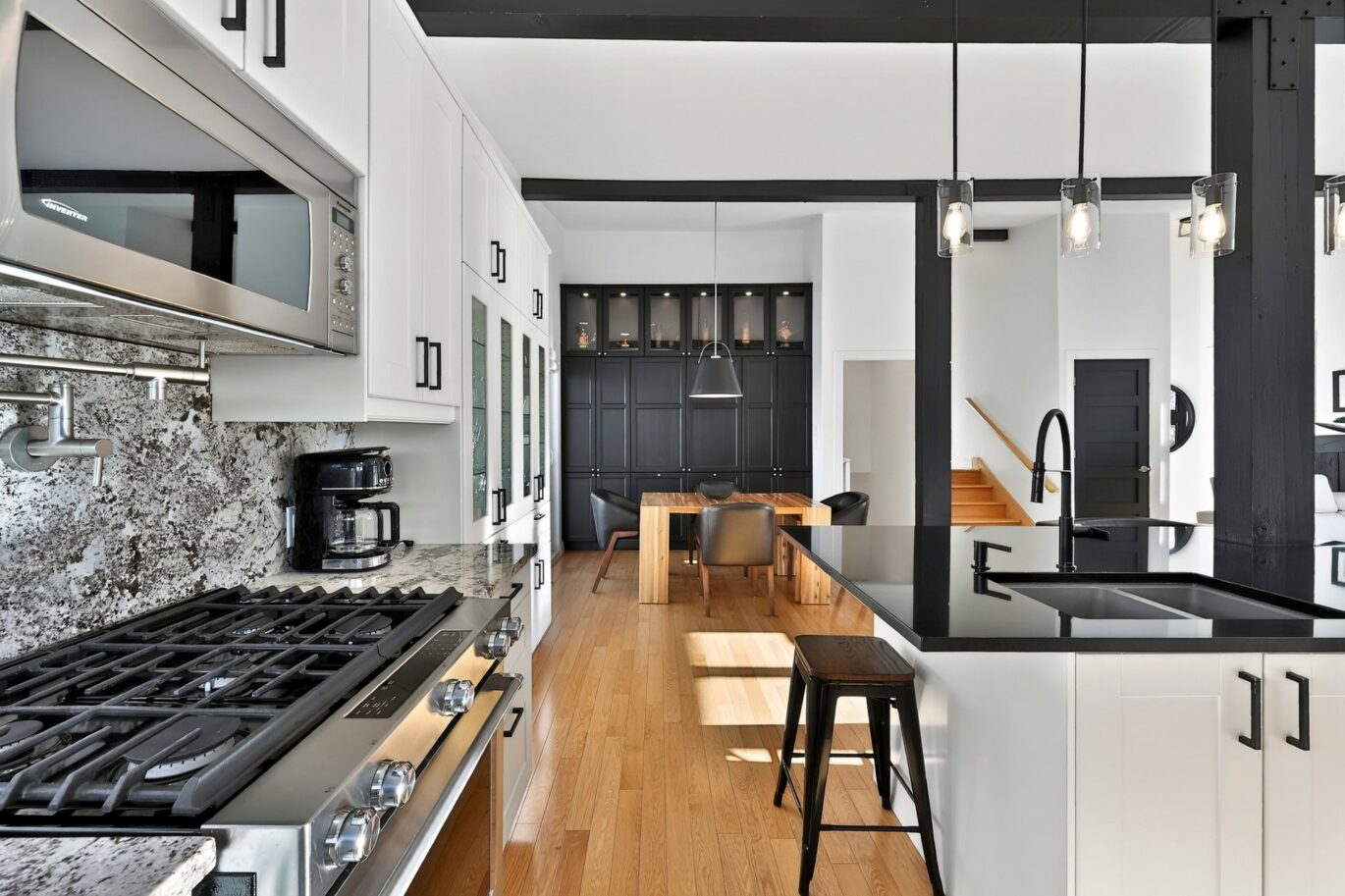 711 Rue Principale  Saint-Sauveur (Laurentides)