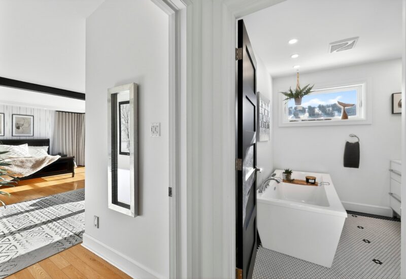 711 Rue Principale  Saint-Sauveur (Laurentides)