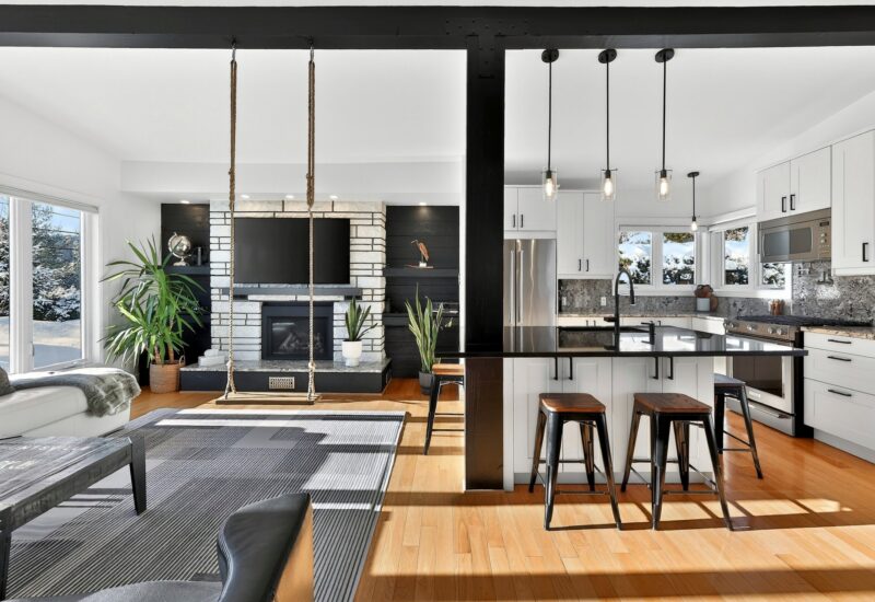 711 Rue Principale  Saint-Sauveur (Laurentides)