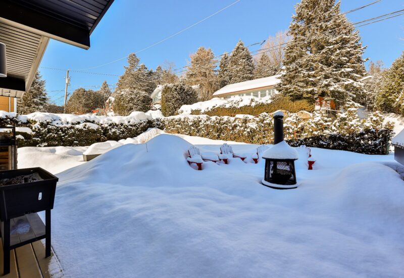 711 Rue Principale  Saint-Sauveur (Laurentides)