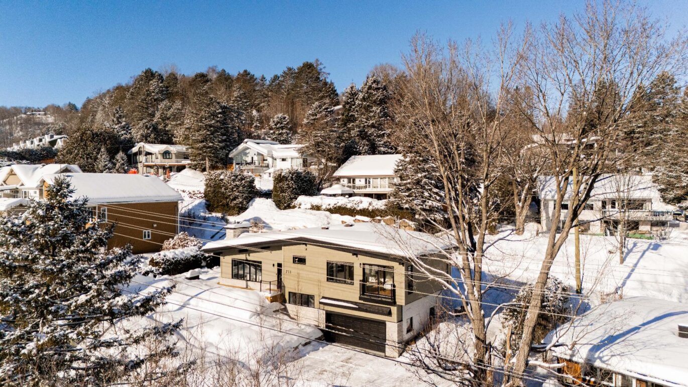 711 Rue Principale  Saint-Sauveur (Laurentides)