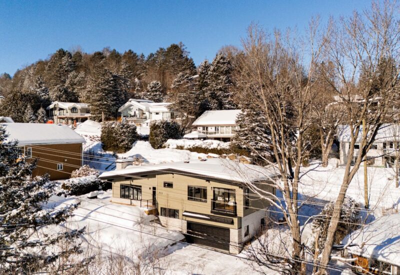 711 Rue Principale  Saint-Sauveur (Laurentides)