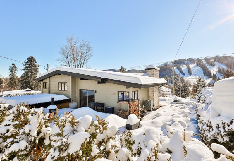 711 Rue Principale  Saint-Sauveur (Laurentides)