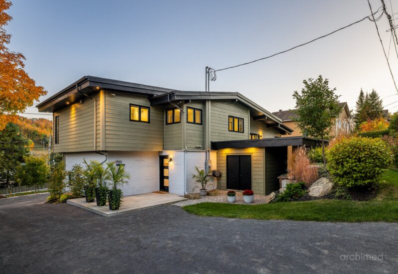 711 Rue Principale  Saint-Sauveur (Laurentides)