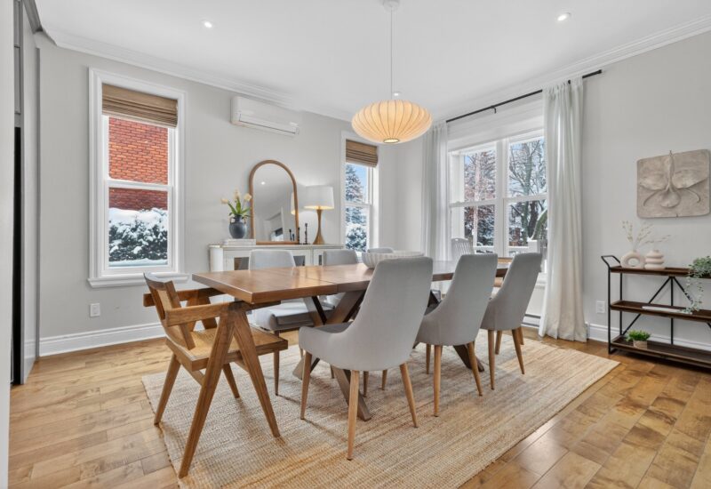 143 Av. Strathearn N.  Montréal-Ouest (Montréal)