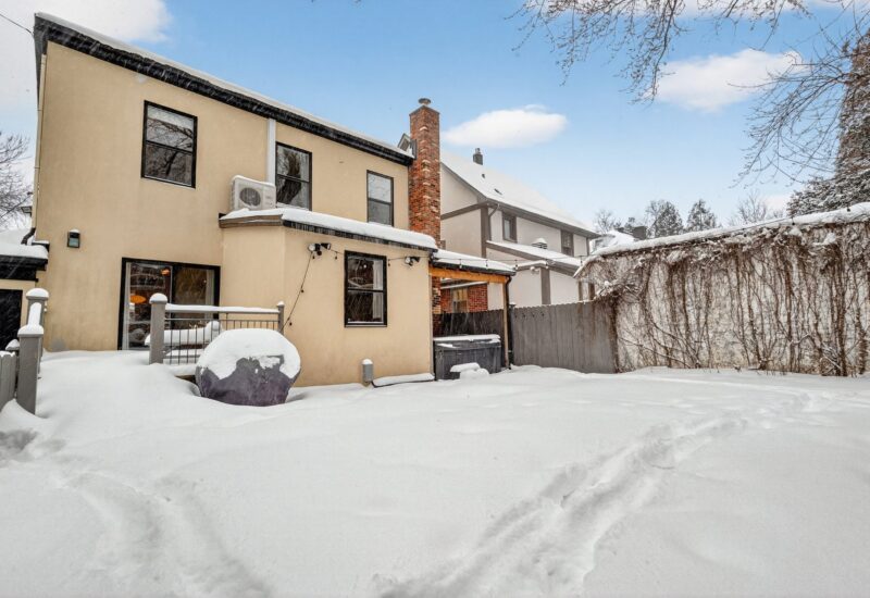 143 Av. Strathearn N.  Montréal-Ouest (Montréal)