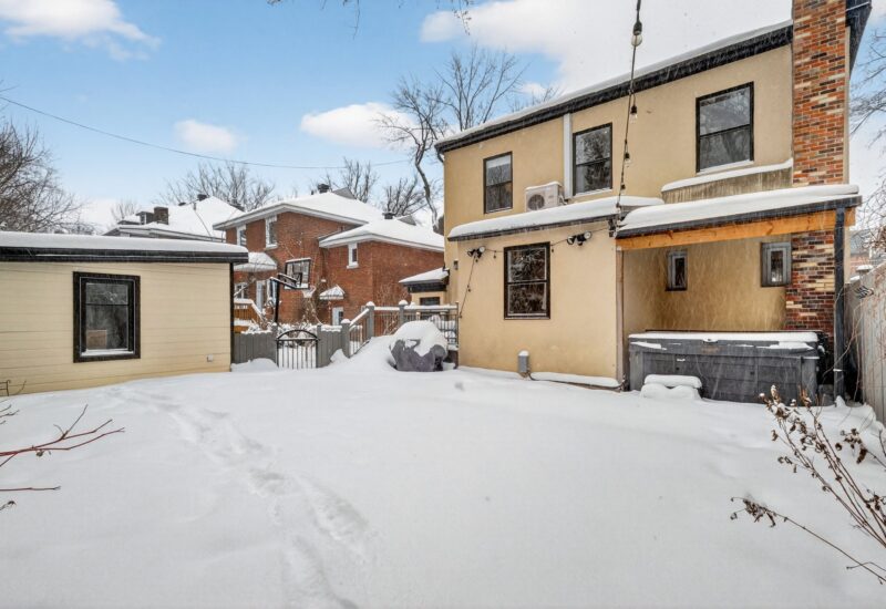 143 Av. Strathearn N.  Montréal-Ouest (Montréal)