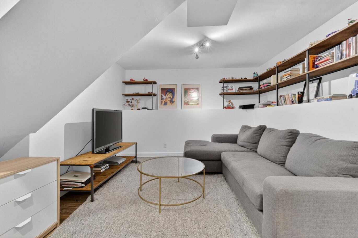 143 Av. Strathearn N.  Montréal-Ouest (Montréal)