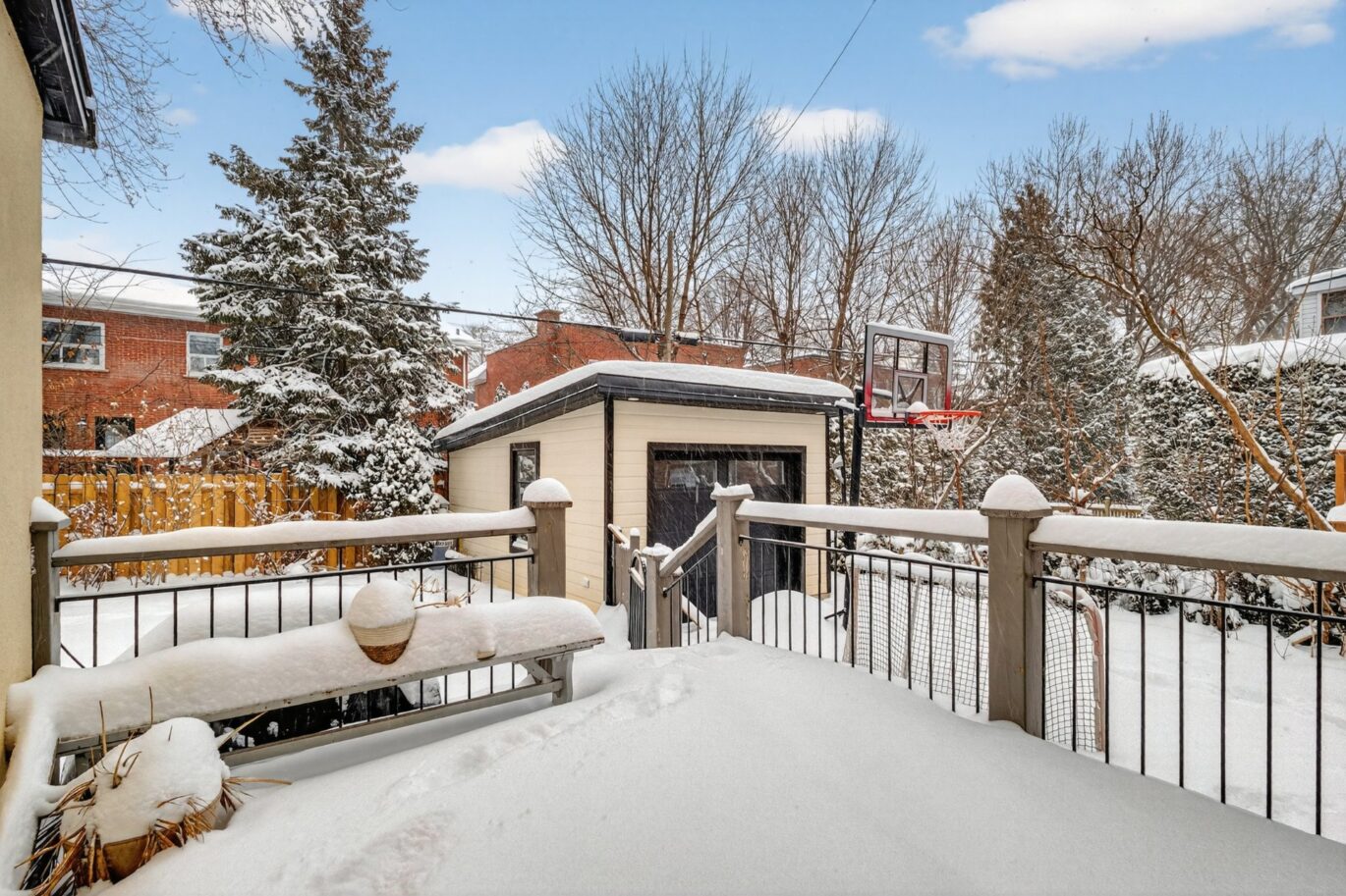 143 Av. Strathearn N.  Montréal-Ouest (Montréal)