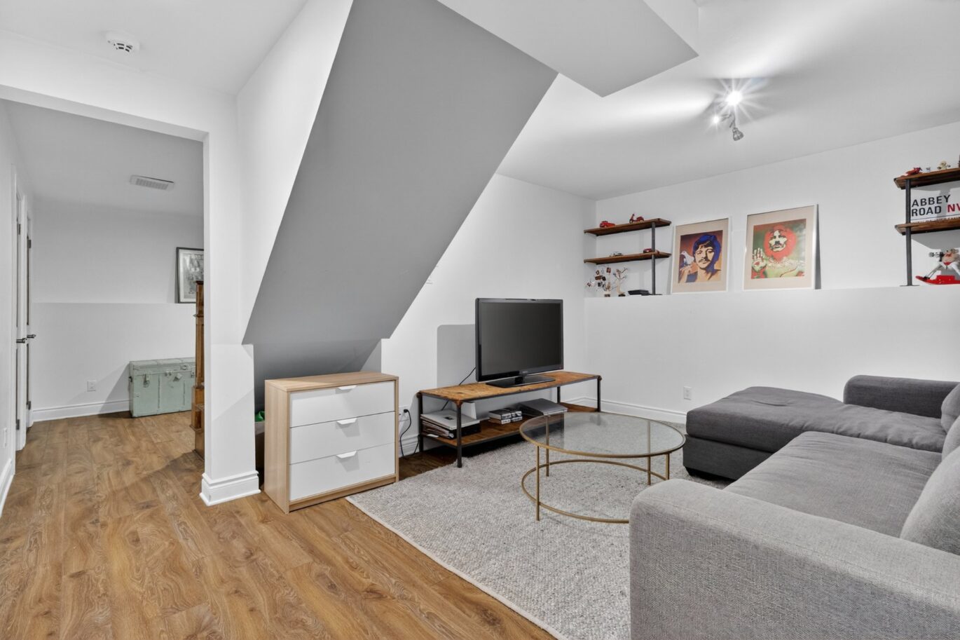 143 Av. Strathearn N.  Montréal-Ouest (Montréal)