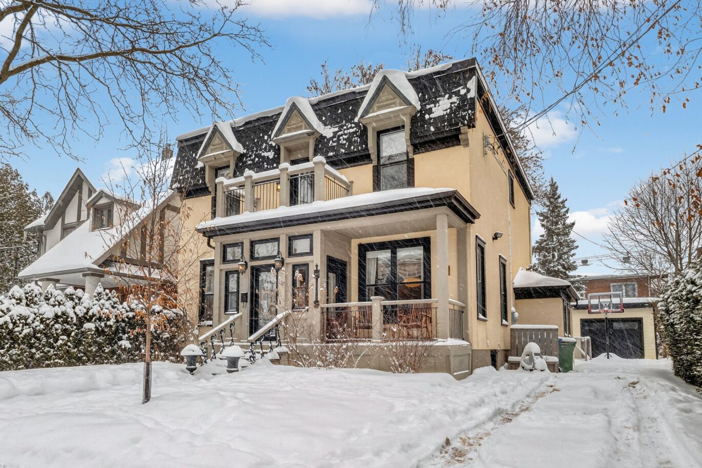 143 Av. Strathearn N.  Montréal-Ouest (Montréal)