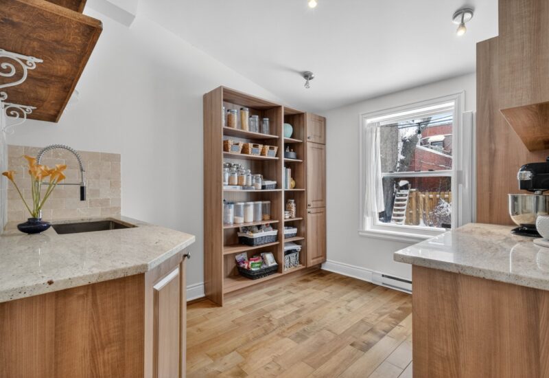 143 Av. Strathearn N.  Montréal-Ouest (Montréal)