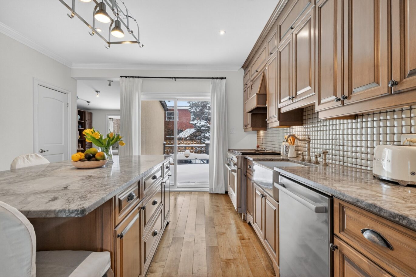 143 Av. Strathearn N.  Montréal-Ouest (Montréal)