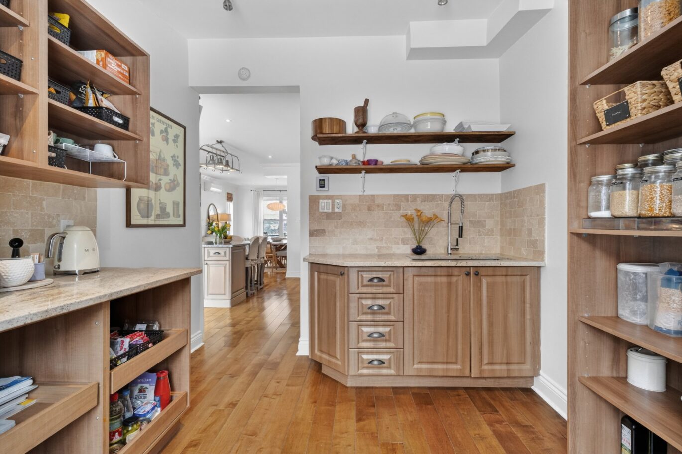 143 Av. Strathearn N.  Montréal-Ouest (Montréal)