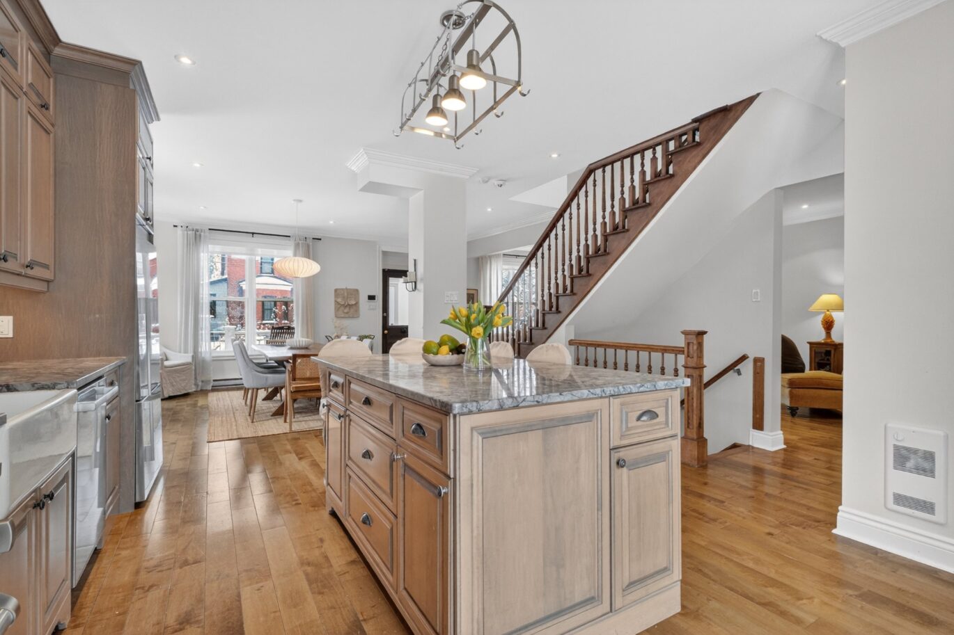 143 Av. Strathearn N.  Montréal-Ouest (Montréal)