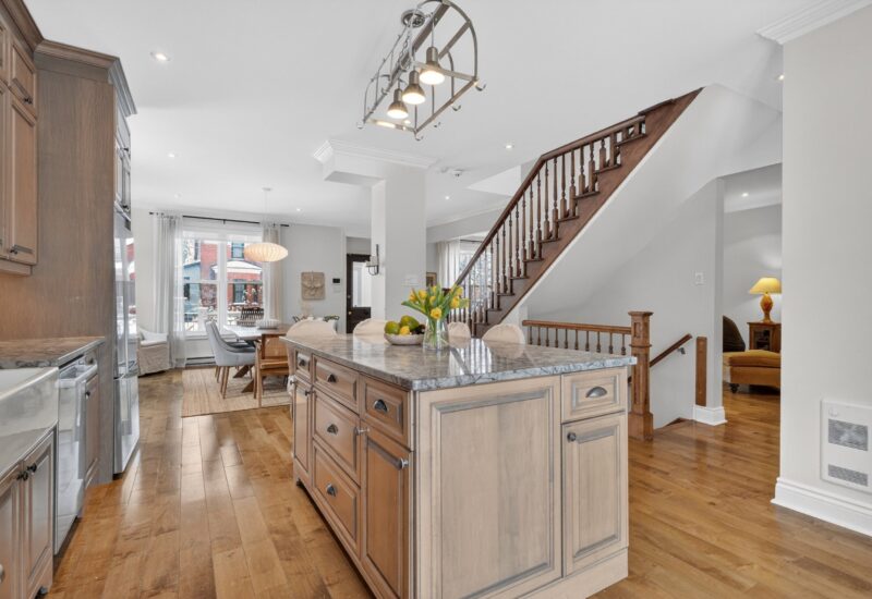 143 Av. Strathearn N.  Montréal-Ouest (Montréal)