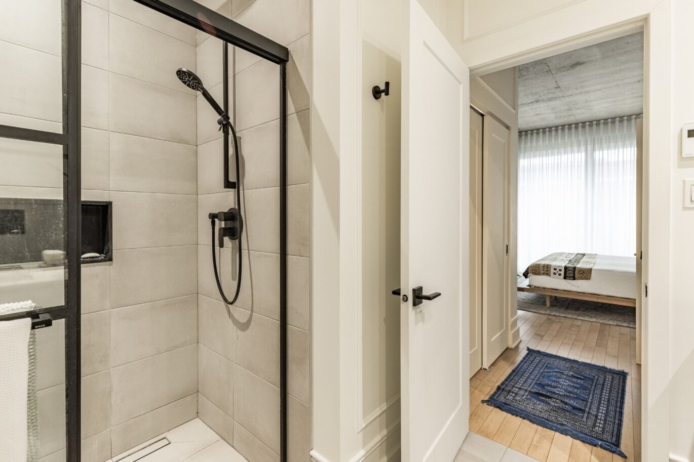 42 Rue du Square-Sir-George-Étienne-Cartier #603  Montréal (Le Sud-Ouest) (Montréal)