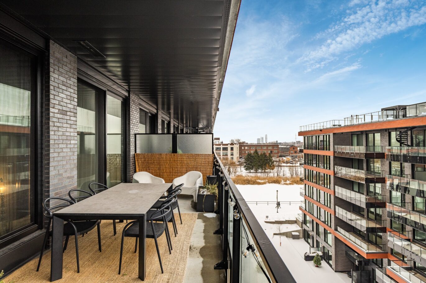 42 Rue du Square-Sir-George-Étienne-Cartier #603  Montréal (Le Sud-Ouest) (Montréal)