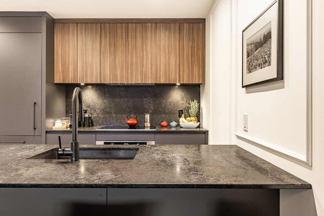 42 Rue du Square-Sir-George-Étienne-Cartier #603  Montréal (Le Sud-Ouest) (Montréal)