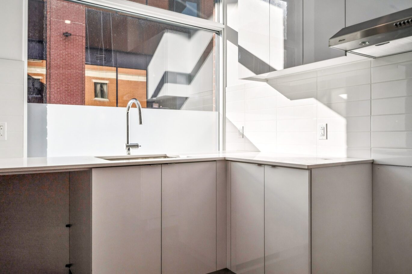 285 Av. Laurier E. #101  Montréal (Le Plateau-Mont-Royal) (Montréal)