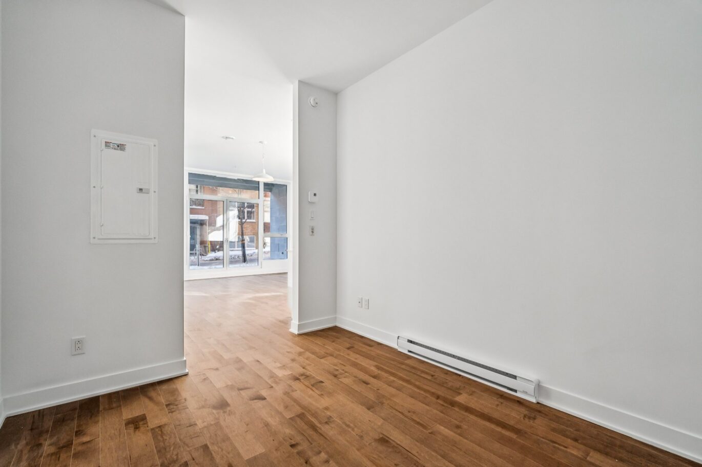 285 Av. Laurier E. #101  Montréal (Le Plateau-Mont-Royal) (Montréal)