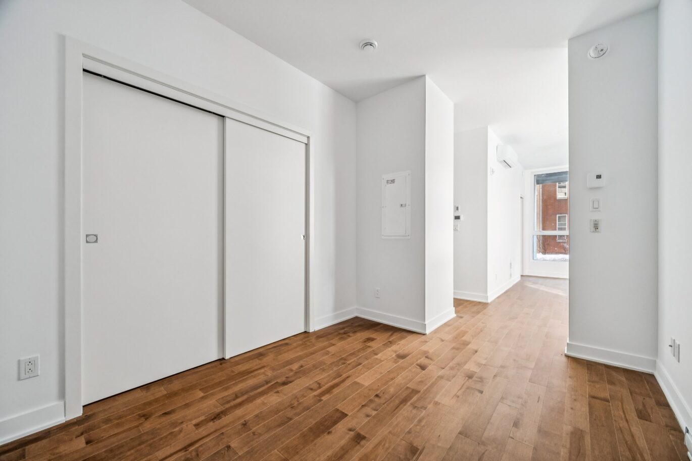 285 Av. Laurier E. #101  Montréal (Le Plateau-Mont-Royal) (Montréal)