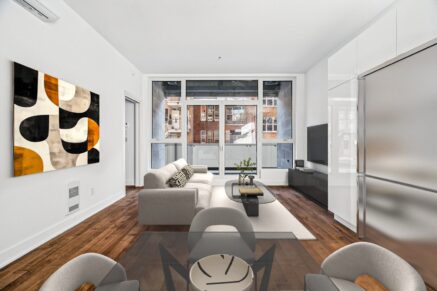 285 Av. Laurier E. #101  Montréal (Le Plateau-Mont-Royal) (Montréal)