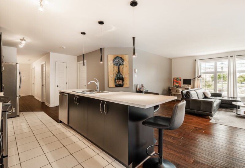 8045 Rue de Londres #3  Brossard (Montérégie)