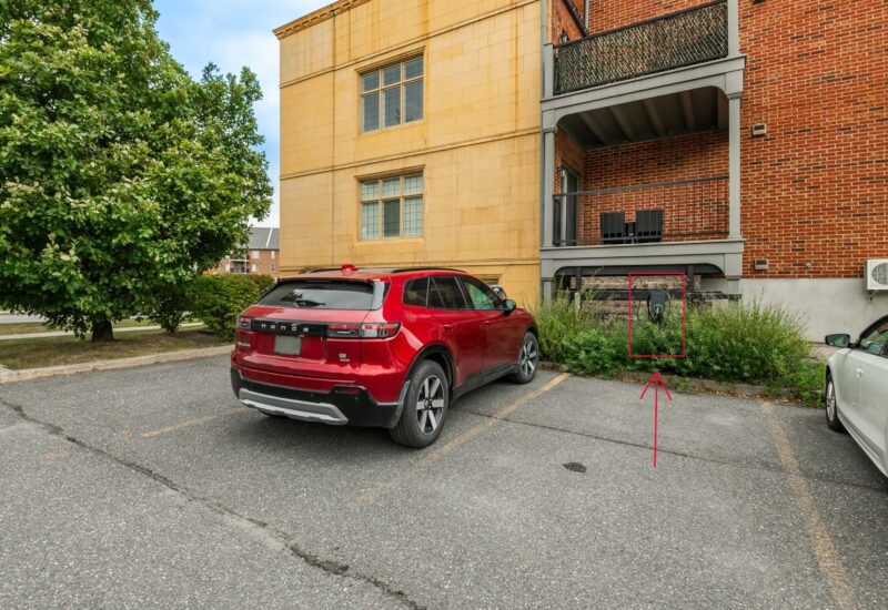 8045 Rue de Londres #3  Brossard (Montérégie)